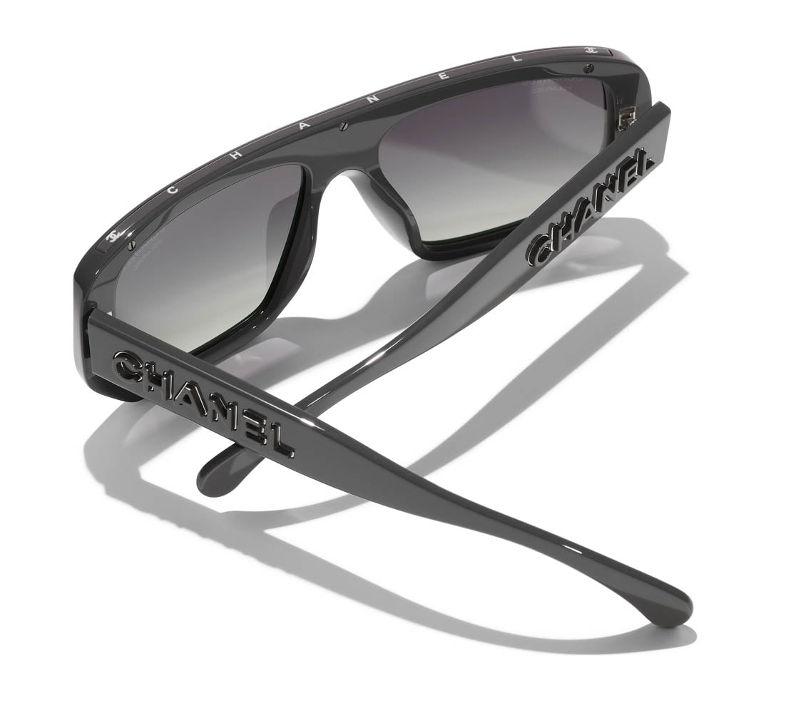 CHANEL 5556U Cat-Eye